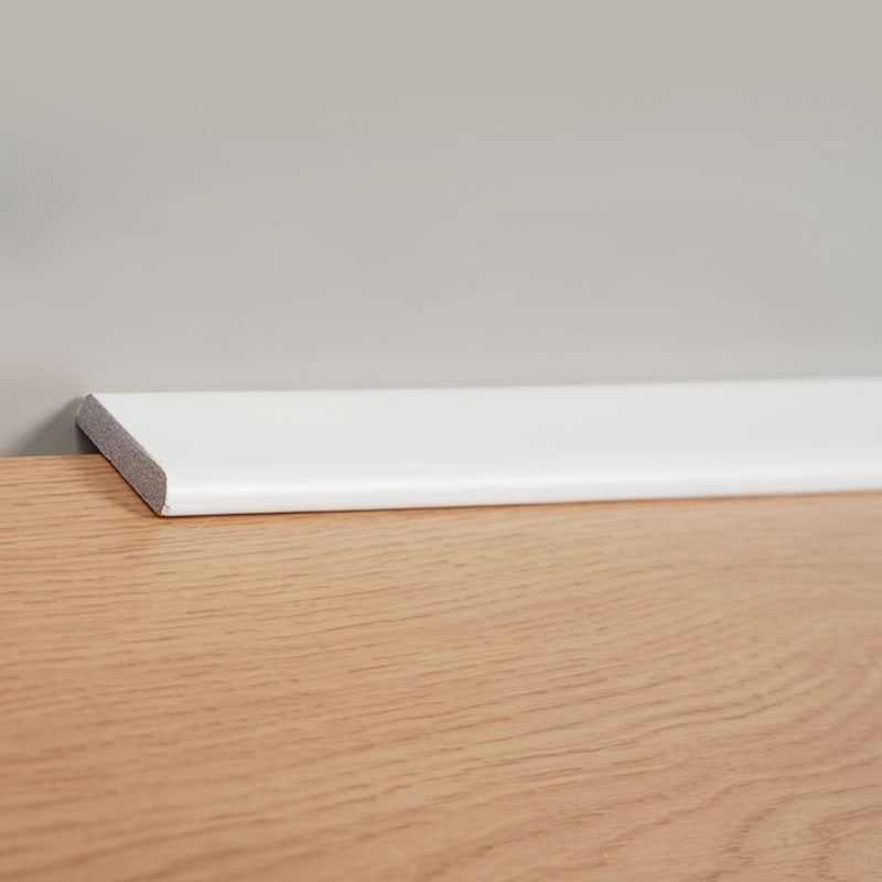 Strip Transisi Kayu Solid (Filler-Primed) - Putih 6/25'x1 3/8'